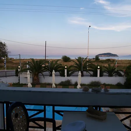 Kavala Beach Hotel Apartments Nea Iraklitsa Exterior photo